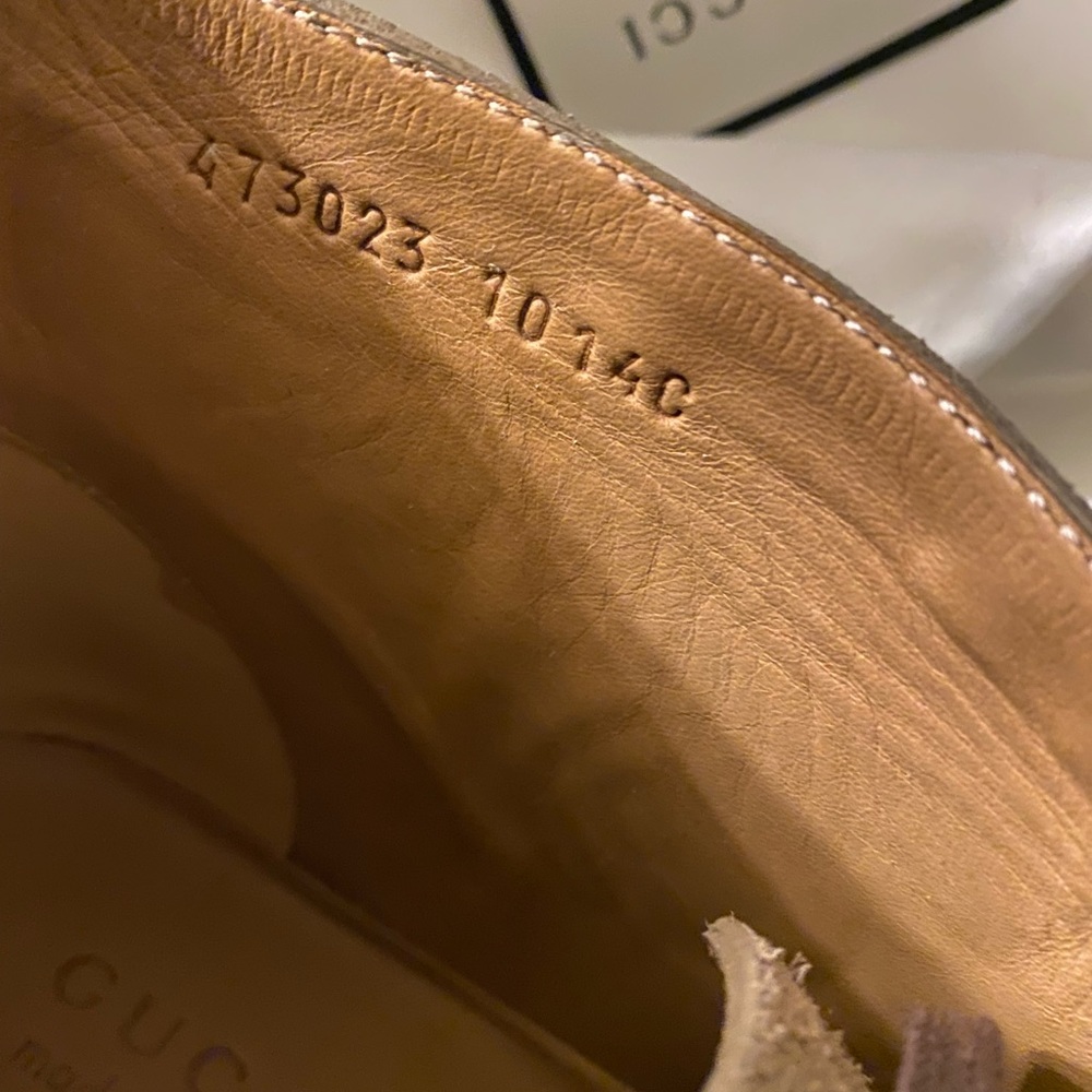 Gucci Suede ankle boots with owl & UFO embroidered - Picture 13 of 13